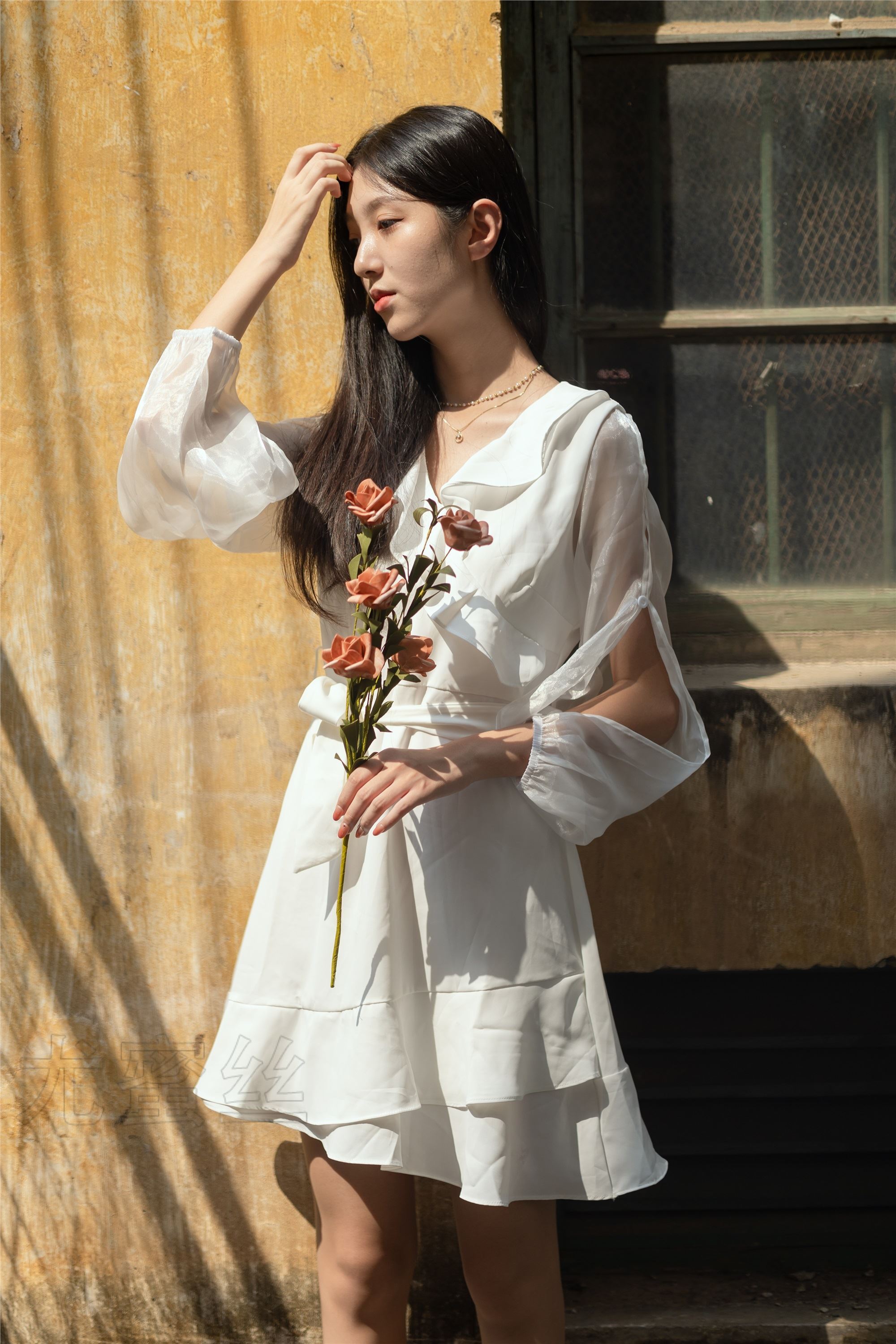 尤蜜丝 穿搭写真 NO.060